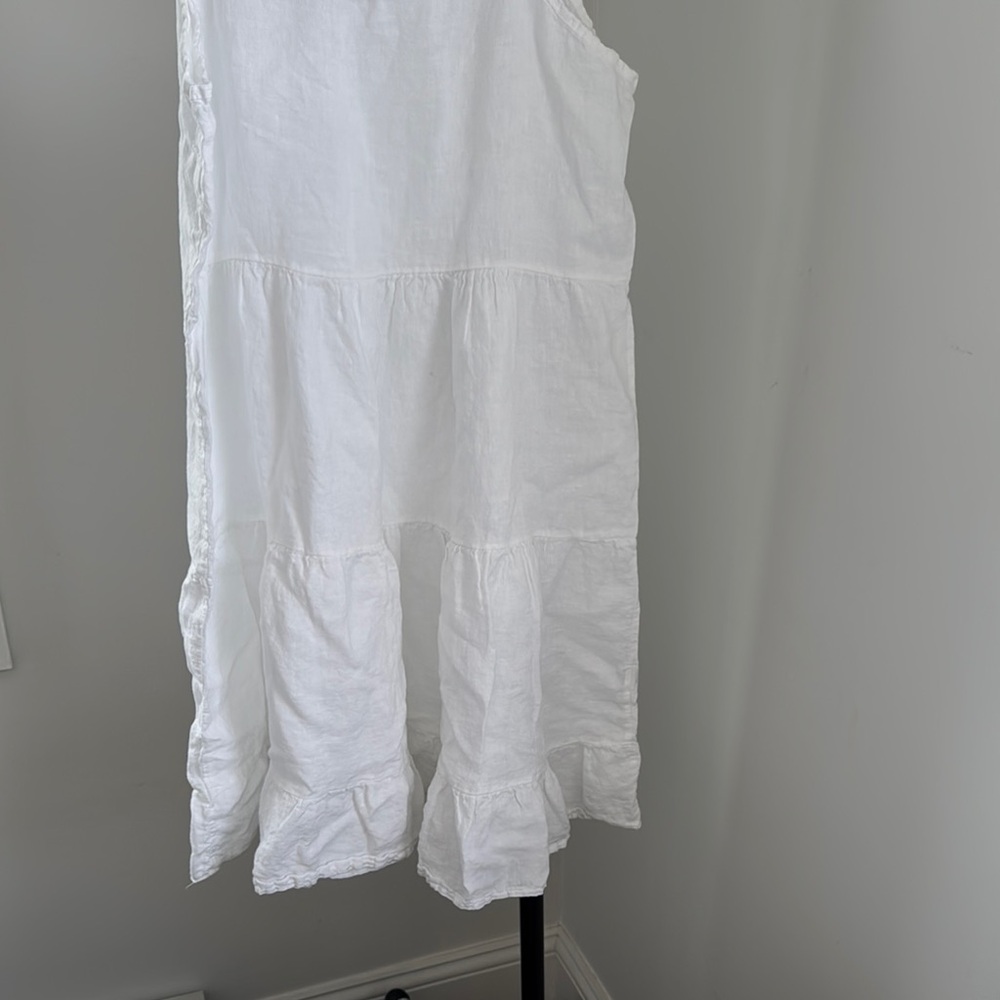 Valentina Naldo Linen Dress - Picture 7 of 7